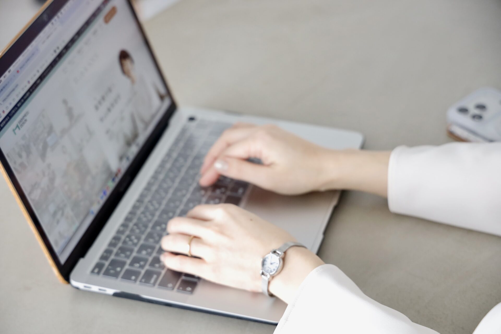 指田愛（さしめぐ）のWeb設計・SNSサポート：まずは、あなたのお話を聞かせてくれませんか？「当たり前」を価値に変え、顧客に選ばれ続ける事業へ。